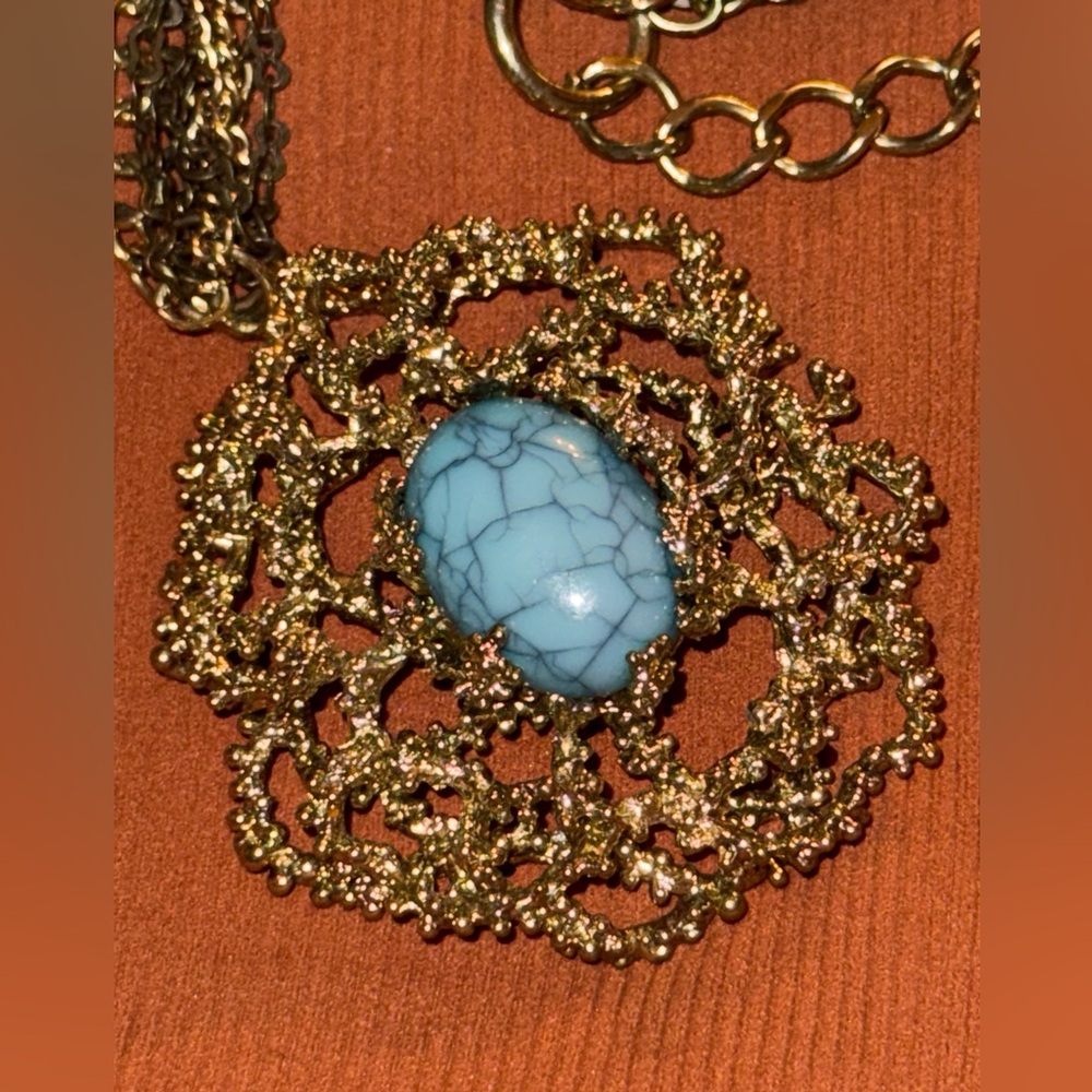 Brutalist VTG Gold and Turquoise Pendant Statment Necklace